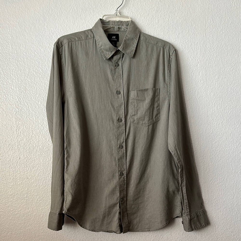 H&M Men's Casual Gray Button Down Small Long Sleeves Dress Shirt